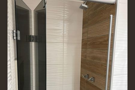 Banheiro  de apartamento para alugar com 2 quartos, 44m² em Freguesia do Ó, São Paulo