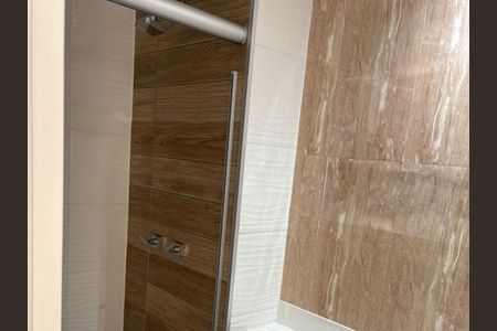 Banheiro  de apartamento para alugar com 2 quartos, 44m² em Freguesia do Ó, São Paulo