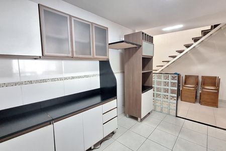 Casa para alugar com 267m², 3 quartos e 1 vaga Casa para alugar com 267m², 3 quartos e 1 vagaCozinha