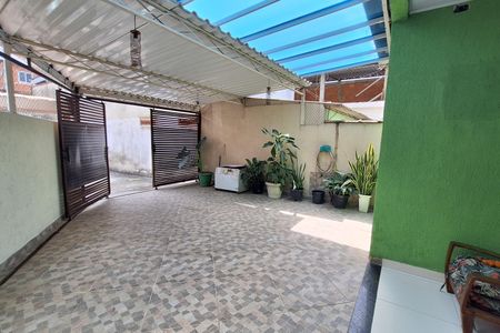 Casa para alugar com 267m², 3 quartos e 1 vaga Casa para alugar com 267m², 3 quartos e 1 vagaGaragem