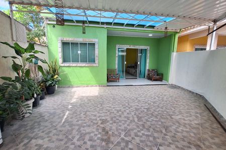 Casa para alugar com 267m², 3 quartos e 1 vaga Casa para alugar com 267m², 3 quartos e 1 vagaGaragem