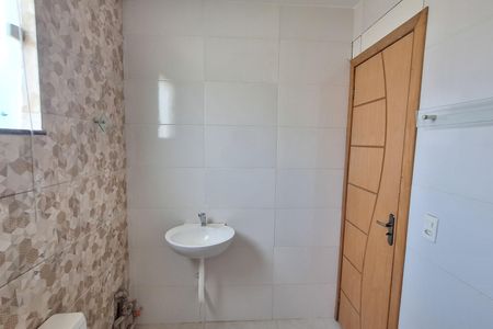 Casa para alugar com 267m², 3 quartos e 1 vaga Casa para alugar com 267m², 3 quartos e 1 vagaBanheiro 2