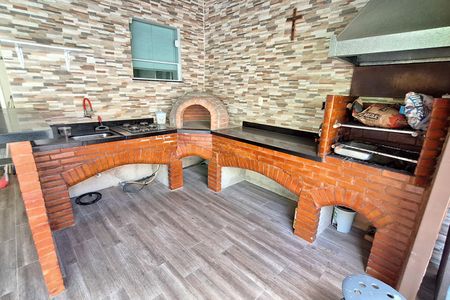 Casa para alugar com 267m², 3 quartos e 1 vaga Casa para alugar com 267m², 3 quartos e 1 vagaQuintal