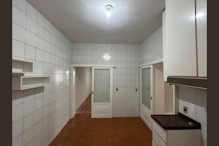 Casa à venda com 200m², 4 quartos e 1 vagaCozinha