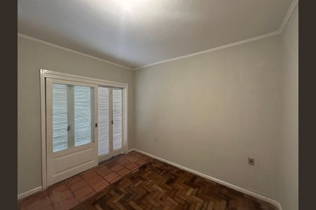 Casa à venda com 200m², 4 quartos e 1 vagaSuíte