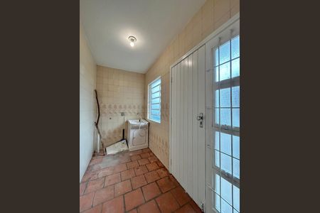 Casa à venda com 200m², 4 quartos e 1 vagaÁrea de Serviço