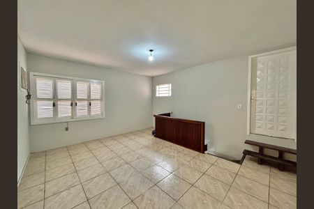 Sala de casa à venda com 4 quartos, 200m² em Operário, Novo Hamburgo