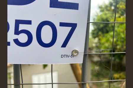 Casa à venda com 200m², 4 quartos e 1 vagaPlaca