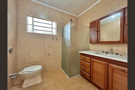 Casa à venda com 200m², 4 quartos e 1 vagaBanheiro 2