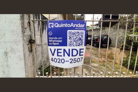 Casa à venda com 253m², 4 quartos e 5 vagas Casa à venda com 253m², 4 quartos e 5 vagasPlaca