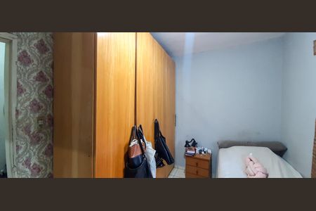 Casa à venda com 253m², 4 quartos e 5 vagas Casa à venda com 253m², 4 quartos e 5 vagasQuarto 2