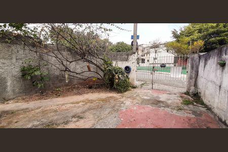 Casa à venda com 253m², 4 quartos e 5 vagas Casa à venda com 253m², 4 quartos e 5 vagasGaragem