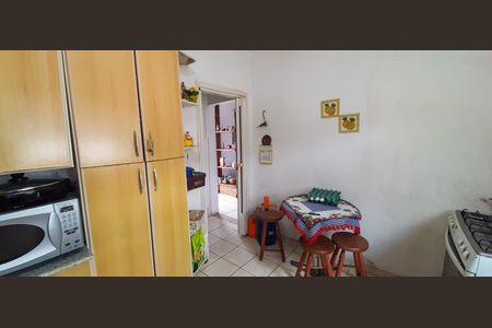 Casa à venda com 253m², 4 quartos e 5 vagas Casa à venda com 253m², 4 quartos e 5 vagasCozinha