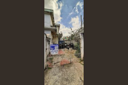 Casa à venda com 253m², 4 quartos e 5 vagas Casa à venda com 253m², 4 quartos e 5 vagasPlaca