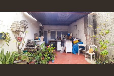 Casa à venda com 253m², 4 quartos e 5 vagas Casa à venda com 253m², 4 quartos e 5 vagasÁrea de Serviço