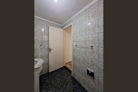 Apartamento à venda com 67m², 2 quartos e sem vaga Apartamento à venda com 67m², 2 quartos e sem vagaBanheiro
