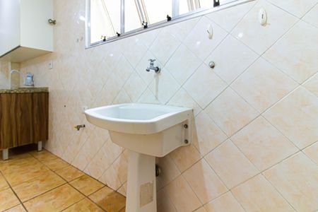 Apartamento à venda com 75m², 2 quartos e sem vagaÁrea de Serviço