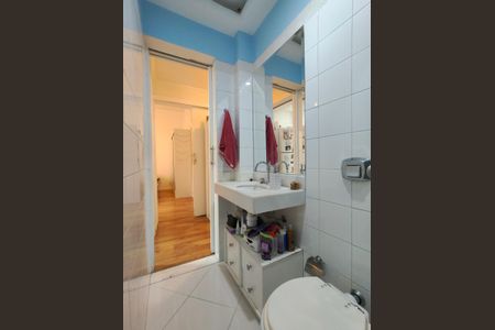 Apartamento à venda com 90m², 3 quartos e sem vagaBanheiro Corredor