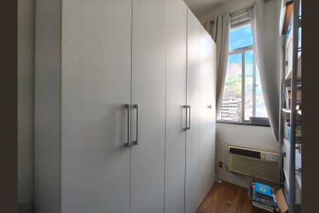 Apartamento à venda com 90m², 3 quartos e sem vagaSuíte