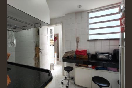Apartamento à venda com 90m², 3 quartos e sem vagaCozinha