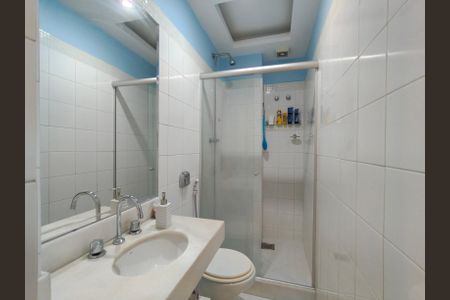 Apartamento à venda com 90m², 3 quartos e sem vagaBanheiro Corredor