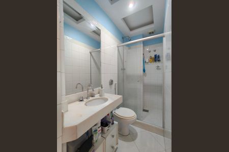 Apartamento à venda com 90m², 3 quartos e sem vagaBanheiro Corredor