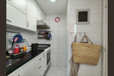 Apartamento à venda com 90m², 3 quartos e sem vagaCozinha