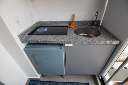 Varanda de kitnet/studio à venda com 1 quarto, 22m² em Santo Amaro, São Paulo