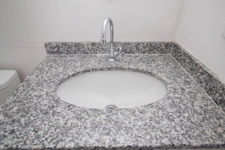 Apartamento para alugar com 42m², 2 quartos e 1 vaga Apartamento para alugar com 42m², 2 quartos e 1 vagaBanheiro