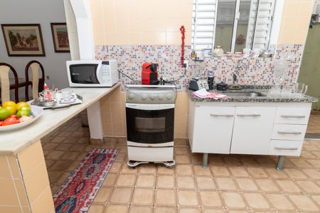 Casa à venda com 125m², 2 quartos e sem vaga Casa à venda com 125m², 2 quartos e sem vagaCozinha