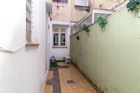 Casa à venda com 125m², 2 quartos e sem vaga Casa à venda com 125m², 2 quartos e sem vagaQuintal