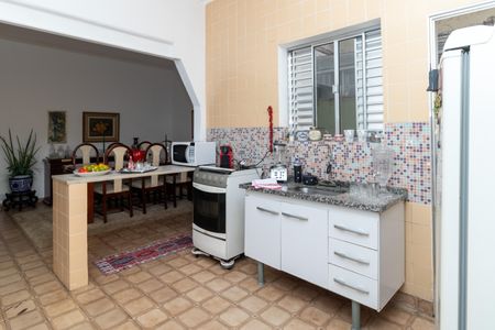 Casa à venda com 125m², 2 quartos e sem vaga Casa à venda com 125m², 2 quartos e sem vagaCozinha