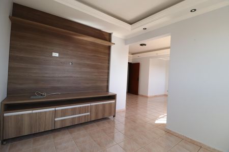 Sala de TV de apartamento para alugar com 3 quartos, 140m² em Presidente Roosevelt, Uberlândia