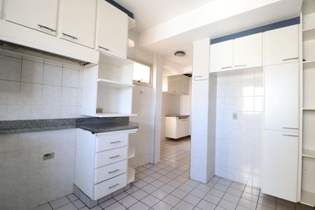 Apartamento para alugar com 140m², 3 quartos e 3 vagasCozinha