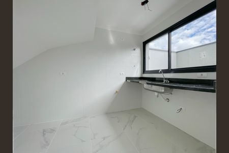 Casa de condomínio à venda com 67m², 2 quartos e 2 vagasCozinha