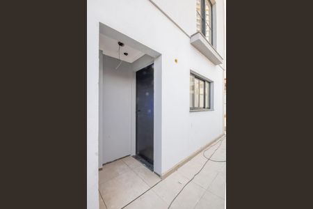 Casa de condomínio à venda com 67m², 2 quartos e 2 vagasFachada