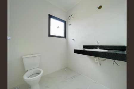 Casa de condomínio à venda com 67m², 2 quartos e 2 vagasBanheiro da Suíte 1