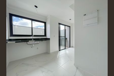 Casa de condomínio à venda com 67m², 2 quartos e 2 vagasCozinha