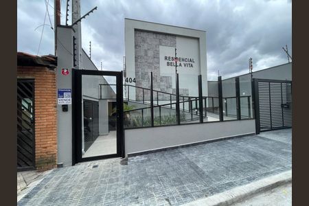 Casa de condomínio à venda com 67m², 2 quartos e 2 vagasFachada
