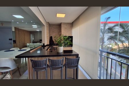 Apartamento à venda com 106m², 3 quartos e 2 vagasVaranda