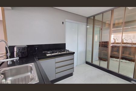 Apartamento à venda com 106m², 3 quartos e 2 vagasCozinha
