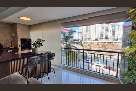 Apartamento à venda com 106m², 3 quartos e 2 vagasVaranda