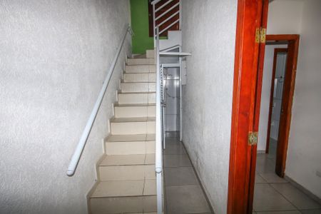 Casa para alugar com 297m², 4 quartos e 2 vagasEscada