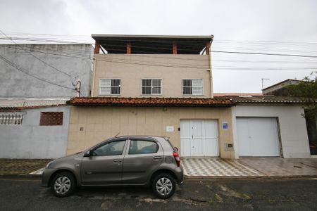 Casa para alugar com 297m², 4 quartos e 2 vagasFachada