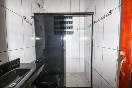 Casa para alugar com 297m², 4 quartos e 2 vagasBanheiro Social