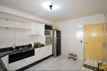 Casa à venda com 128m², 3 quartos e 2 vagasCozinha
