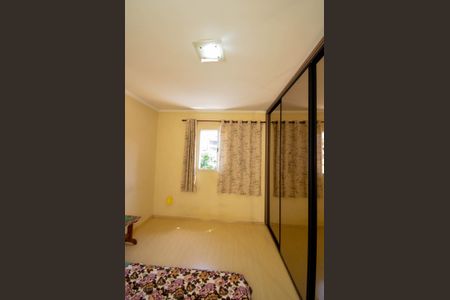 Casa à venda com 128m², 3 quartos e 2 vagasSuíte