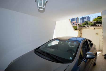 Casa à venda com 128m², 3 quartos e 2 vagasGaragem