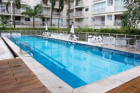 Apartamento para alugar com 40m², 1 quarto e 1 vagaÁrea comum - Piscina