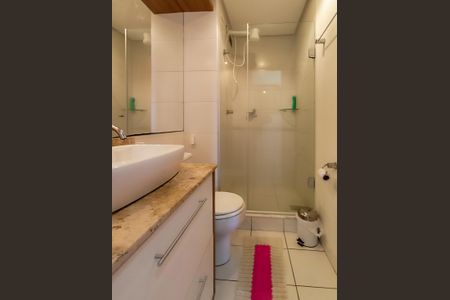 Apartamento à venda com 67m², 3 quartos e 1 vagaBanheiro Social